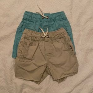 Oshkosh toddler boy shorts sz 2T